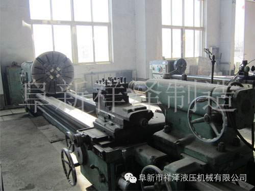普車(chē)CW6163C 最大工件長(zhǎng)度3米、最大工件回轉(zhuǎn)直徑630mm